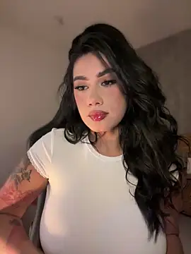 Snapshot of clarachanelricek chatting on 02/27/25, 01:48 clarachanelricek online show from 02/27/25, 01:48