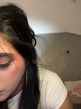 Snapshot of clarachanelricek chatting on 03/06/25, 03:46 clarachanelricek online show from 03/06/25, 03:46