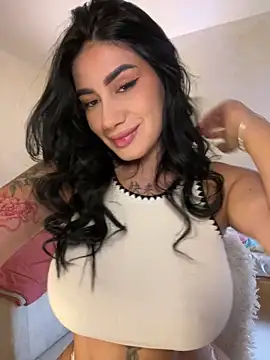 Snapshot of clarachanelricek chatting on 03/22/25, 10:26 clarachanelricek online show from 03/22/25, 10:26