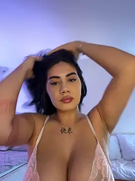 Snapshot of clarachanelricek chatting on 09/12/25, 09:37 clarachanelricek online show from 09/12/25, 09:37