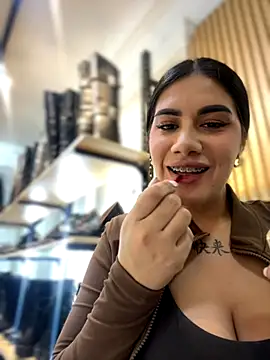 Snapshot of clarachanelricek chatting on 10/07/25, 07:11 clarachanelricek online show from 10/07/25, 07:11