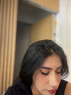 Snapshot of clarachanelricek chatting on 11/14/25, 07:12 clarachanelricek online show from 11/14/25, 07:12