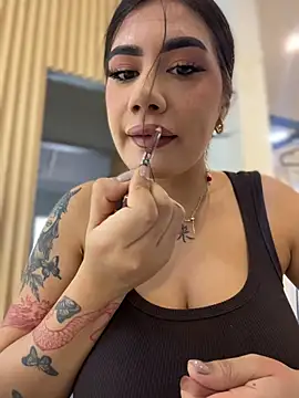 Snapshot of clarachanelricek chatting on 11/22/25, 07:57 clarachanelricek online show from 11/22/25, 07:57