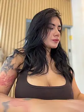 Snapshot of clarachanelricek chatting on 12/13/25, 07:53 clarachanelricek online show from 12/13/25, 07:53