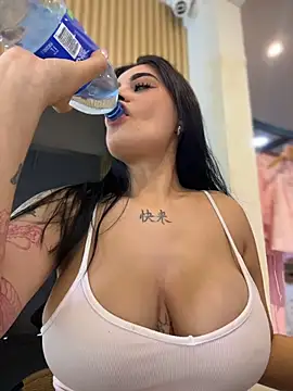 clarachanelricek online show from 03/12/26, 08:15