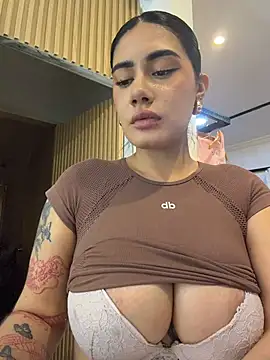 clarachanelricek online show from 03/19/26, 11:20