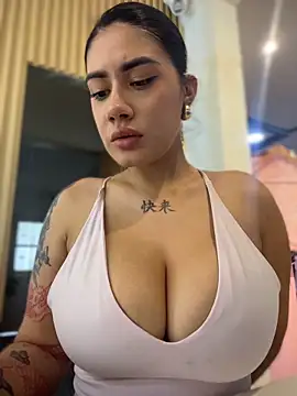 clarachanelricek online show from 03/20/26, 08:35