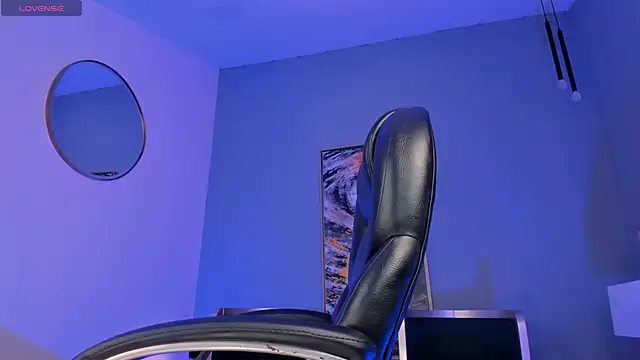 Snapshot of SophieBarnett chatting on 12/16/25, 01:10 SophieBarnett online show from 12/16/25, 01:10