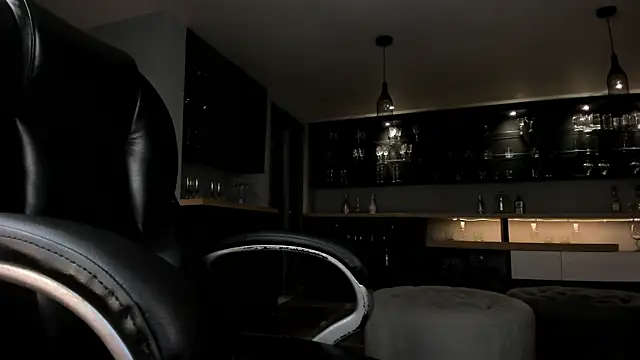 SophieBarnett online show from 04/04/26, 11:46