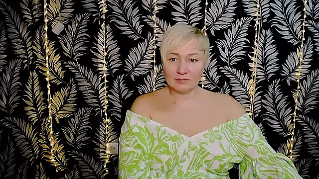 Olivia playful online show from 02/24/25, 12:16