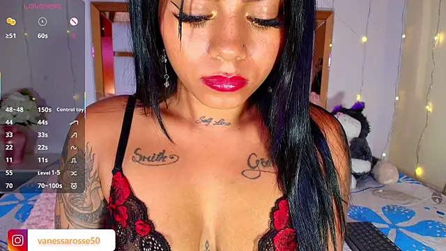 Julieth Rossi online show from 02/13/25, 07:13