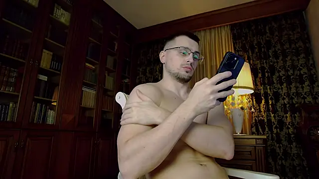 Friend12321 online show from 12/22/25, 09:23