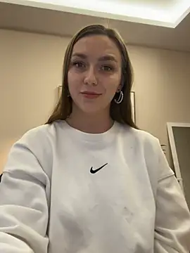 Snapshot of Janeee chatting on 12/29/24, 12:12 Janeee online show from 12/29/24, 12:12