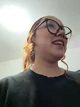 Snapshot of Cherrynoa chatting on 02/27/26, 02:33 Cherrynoa online show from 02/27/26, 02:33