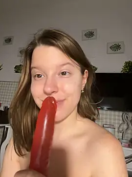 kimczii online show from 02/07/25, 10:29