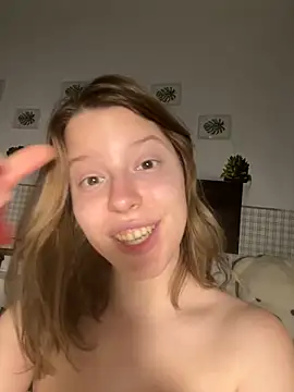 kimczii online show from 02/12/25, 10:24