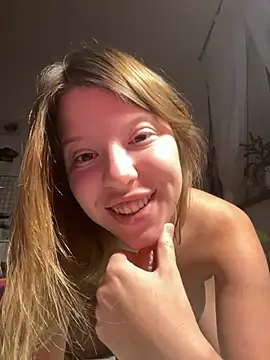 kimczii online show from 03/19/25, 06:57