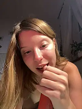 kimczii online show from 03/20/25, 12:11