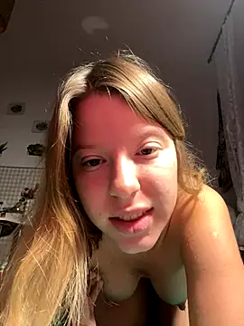 kimczii online show from 10/01/25, 06:19