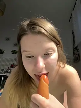 kimczii online show from 04/29/26, 06:17