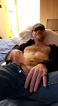 eddouxxx78 online show from 12/18/24, 05:21