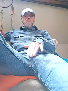 eddouxxx78 online show from 10/19/25, 10:27