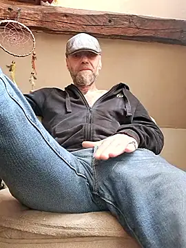 eddouxxx78 online show from 01/11/26, 06:07