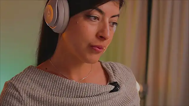 anabelcurvy online show from 03/01/25, 10:10