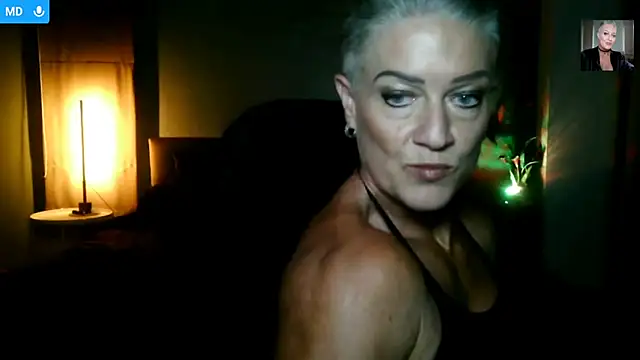 Snapshot of Devon2020 chatting on 02/15/26, 11:52 Devon2020 online show from 02/15/26, 11:52