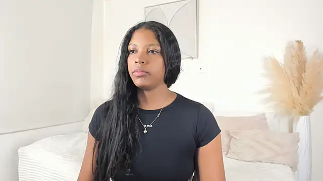 ZOEGARNER01 online show from 04/11/26, 07:40