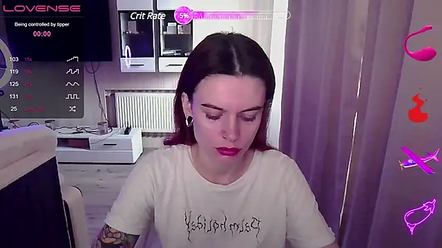 Snapshot of RinaDevil chatting on 03/03/25, 10:17 RinaDevil online show from 03/03/25, 10:17