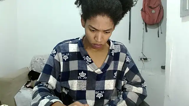 angelamarie1 online show from 09/26/25, 10:52