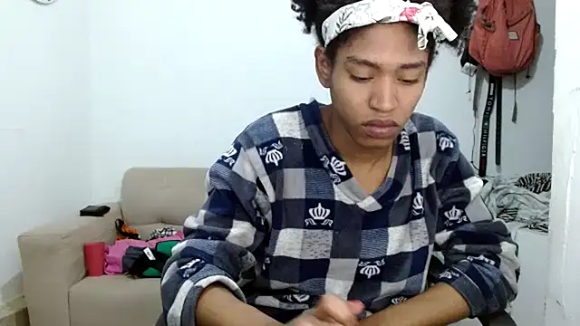 angelamarie1 online show from 11/19/25, 09:42