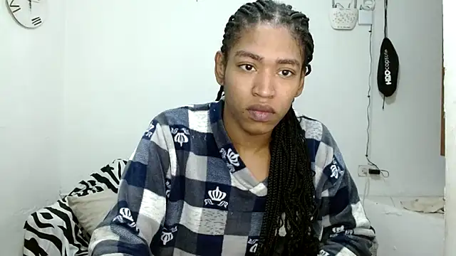 angelamarie1 online show from 04/15/26, 12:23