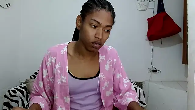 Snapshot of angelamarie1 chatting on 04/20/26, 01:03 angelamarie1 online show from 04/20/26, 01:03