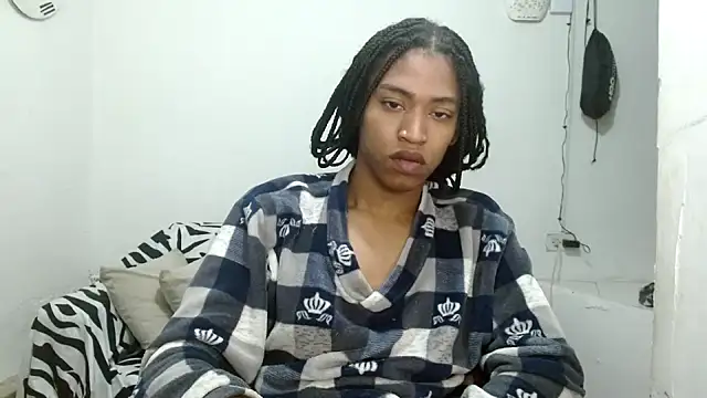 Snapshot of angelamarie1 chatting on 04/23/26, 12:29 angelamarie1 online show from 04/23/26, 12:29