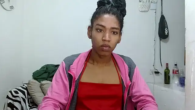 Snapshot of angelamarie1 chatting on 05/14/26, 01:40 angelamarie1 online show from 05/14/26, 01:40