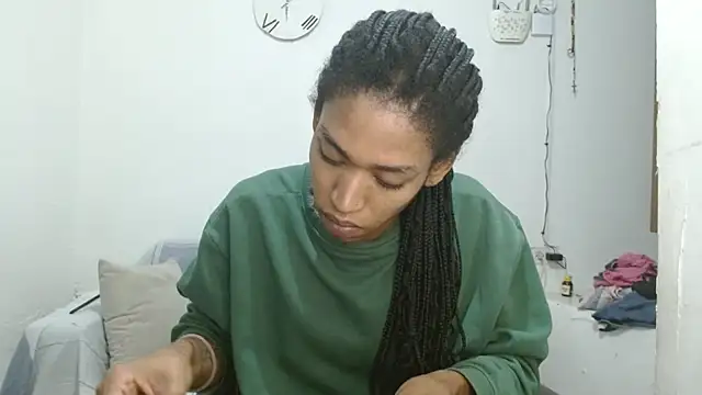 Snapshot of angelamarie1 chatting on 06/23/26, 02:04 angelamarie1 online show from 06/23/26, 02:04