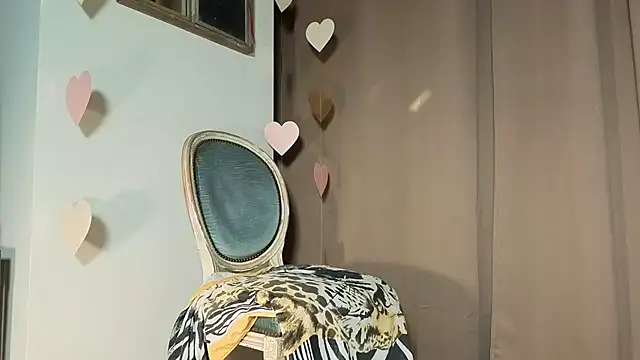 Lola Belgium online show from 03/09/26, 06:50