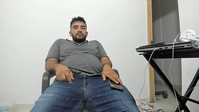 isearchcompany online show from 12/22/25, 05:37