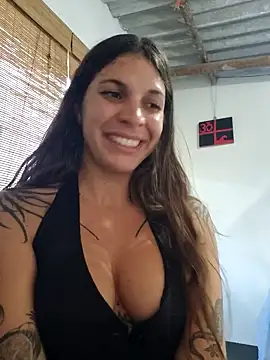 Snapshot of frenchxena98 chatting on 12/07/24, 08:38 frenchxena98 online show from 12/07/24, 08:38