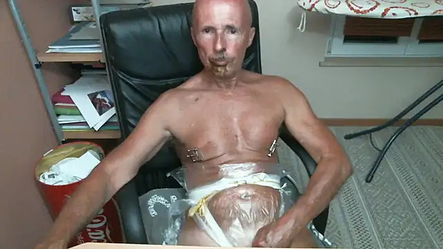 olibrius71 online show from 09/18/25, 06:32