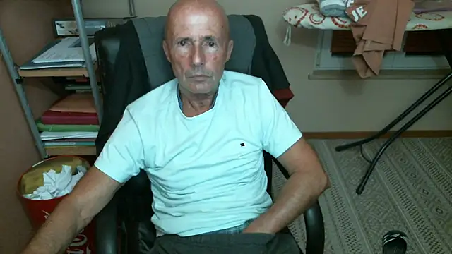 olibrius71 online show from 11/08/25, 05:34