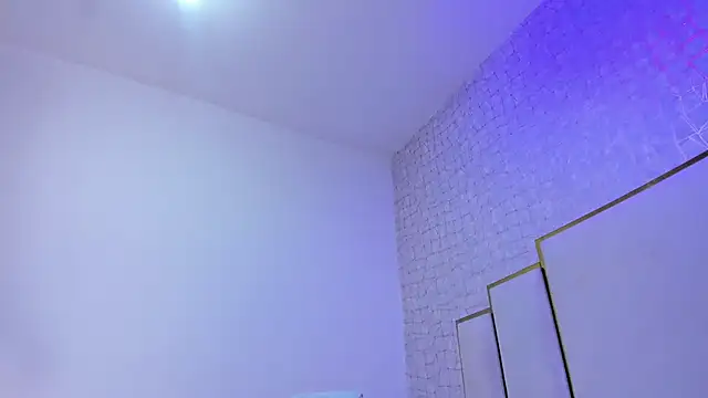 Snapshot of paola_rodriguez chatting on 02/14/26, 09:06 paola rodriguez online show from 02/14/26, 09:06