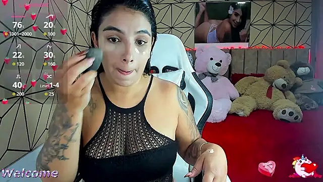 Snapshot of vane_lopez_ chatting on 09/25/25, 06:55 vane lopez online show from 09/25/25, 06:55
