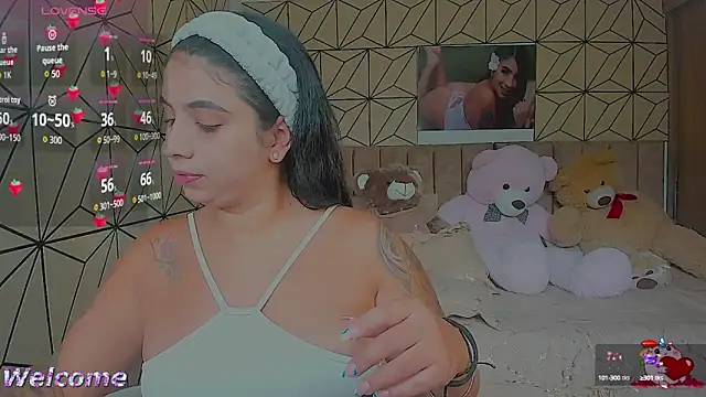Snapshot of vane_lopez_ chatting on 10/14/25, 05:36 vane lopez online show from 10/14/25, 05:36