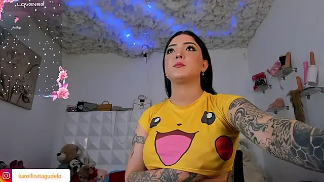 Snapshot of Karol_Green_Motorcycle chatting on 01/04/25, 10:27 Karol Green Motorcycle online show from 01/04/25, 10:27