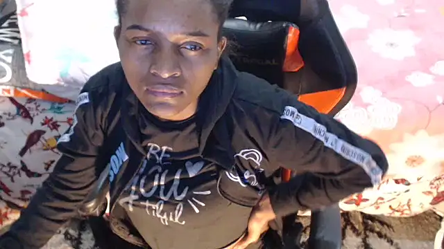 Snapshot of sexyjustin202 chatting on 12/26/24, 01:51 sexyjustin202 online show from 12/26/24, 01:51