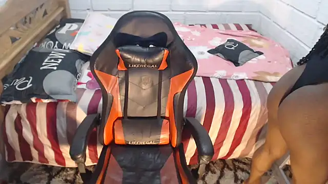 Snapshot of sexyjustin202 chatting on 01/07/25, 09:46 sexyjustin202 online show from 01/07/25, 09:46