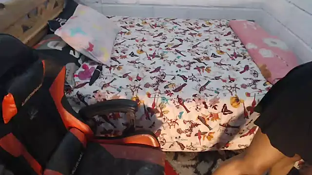 Snapshot of sexyjustin202 chatting on 01/30/25, 02:49 sexyjustin202 online show from 01/30/25, 02:49